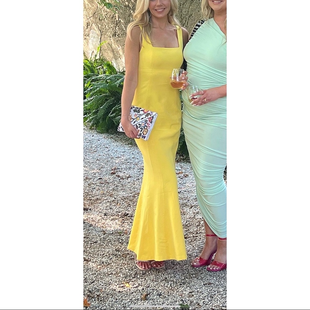 Laundry By Shelli Segal - Square Neck Mermaid Gown - Yellow - Size 4 Dress